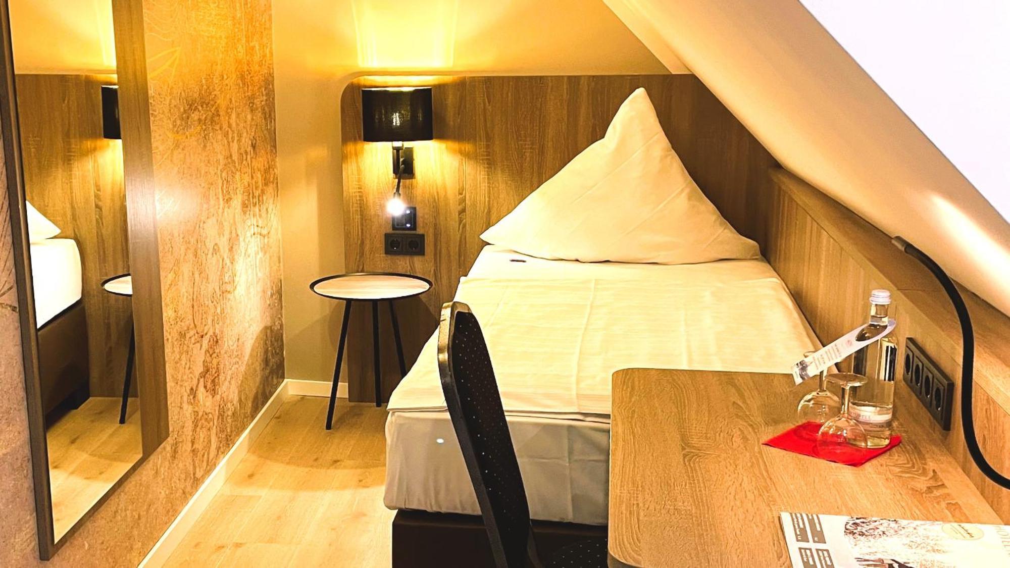 Akzent Hotel Tietmeyer & Cross Side 쇼핀겐 외부 사진