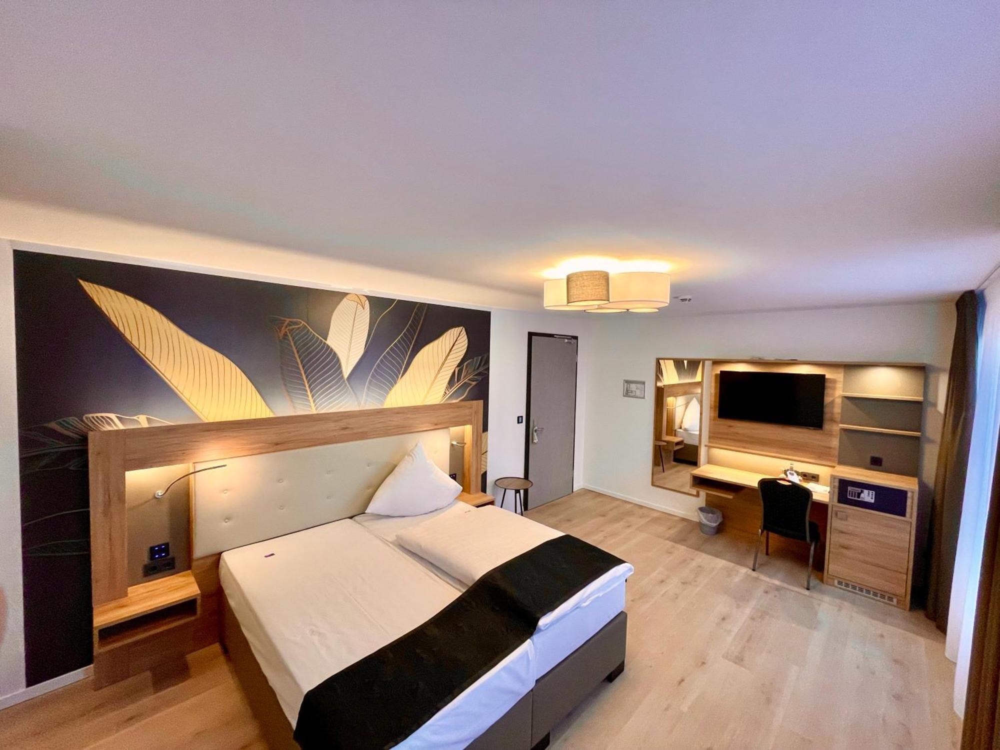 Akzent Hotel Tietmeyer & Cross Side 쇼핀겐 외부 사진