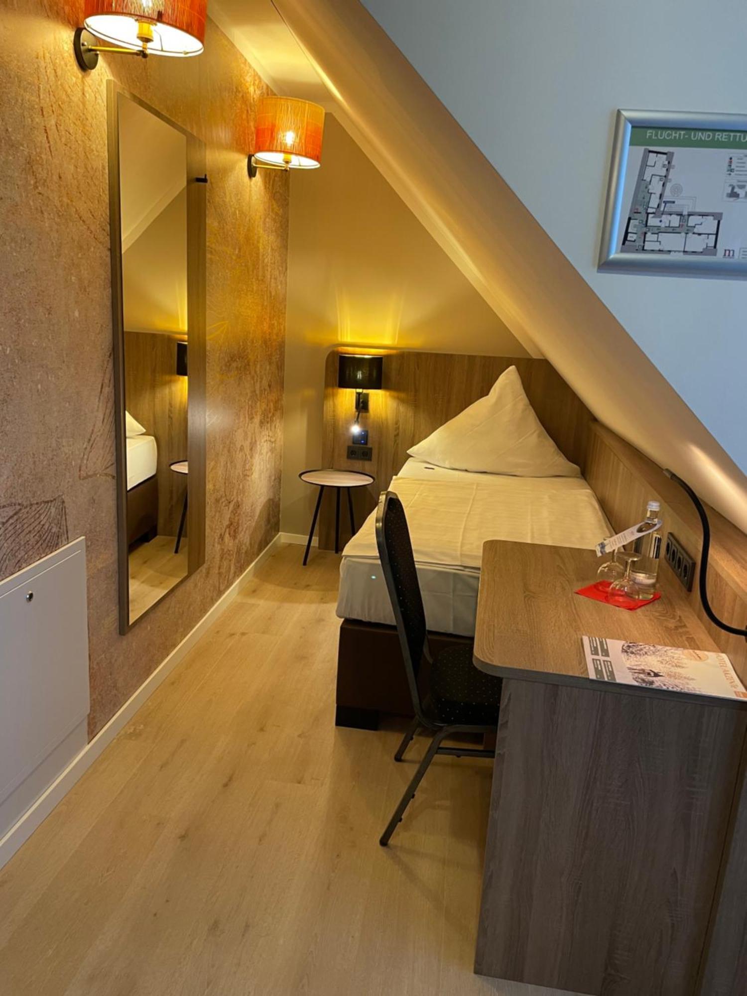 Akzent Hotel Tietmeyer & Cross Side 쇼핀겐 외부 사진