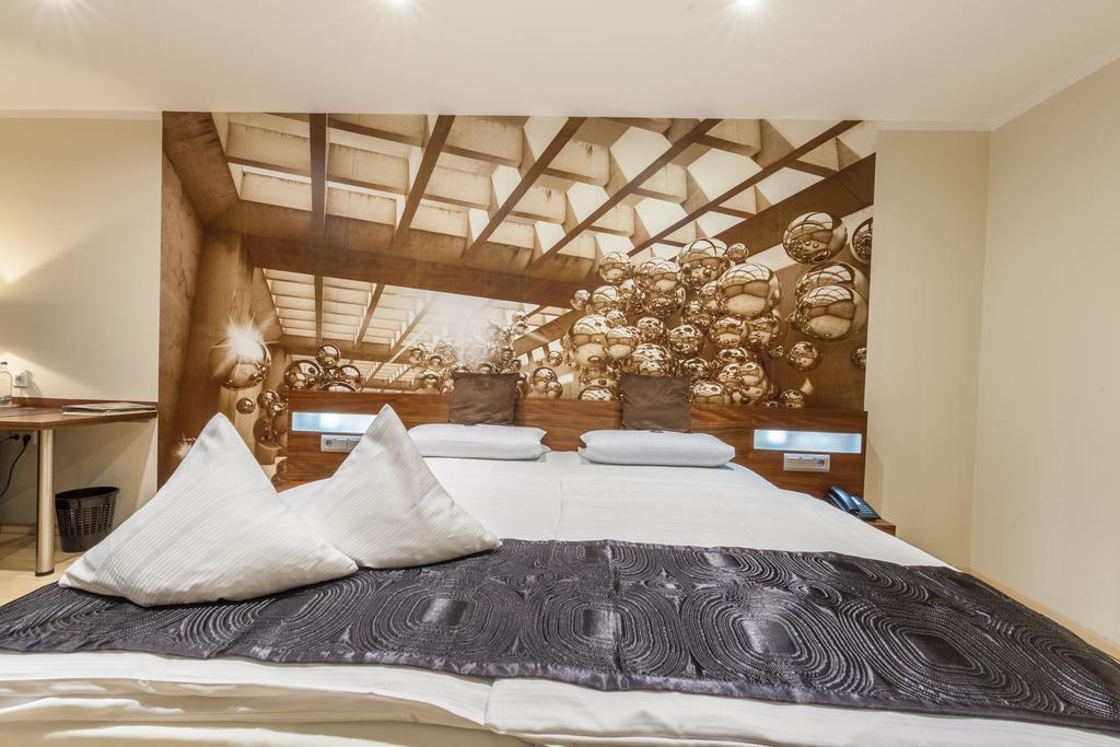 Akzent Hotel Tietmeyer & Cross Side 쇼핀겐 외부 사진