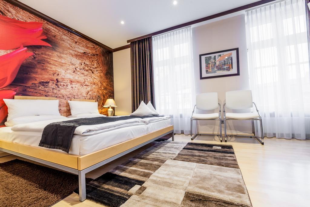 Akzent Hotel Tietmeyer & Cross Side 쇼핀겐 외부 사진